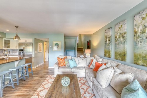 Turnberry Village 271 - image 8