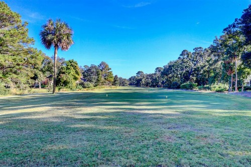 Colonnade Club 147 - image 5