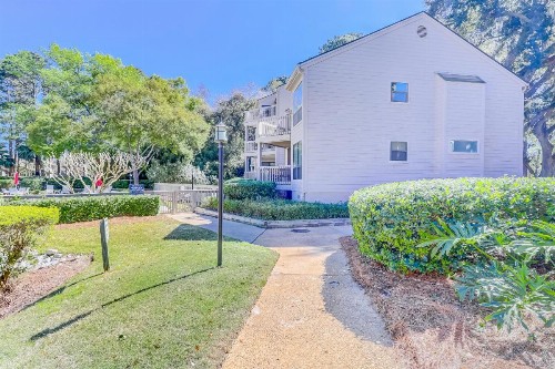 Lighthouse Tennis Condos