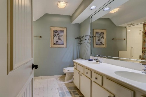 Lighthouse Tennis Condos - image 10