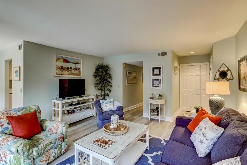 Lighthouse Tennis Condos - image 4