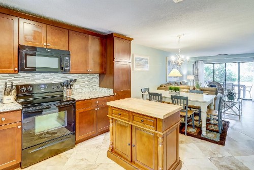 Ocean Cove 824 - image 6