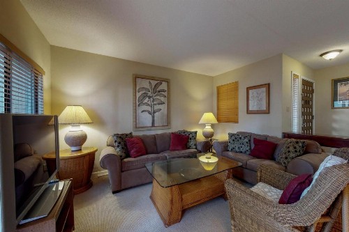 Beachwalk 111 - image 11