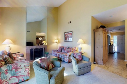 Lake Forest 3361 - image 10