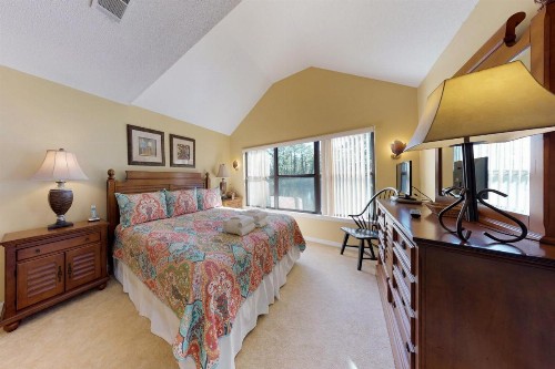Lake Forest 3361 - image 11