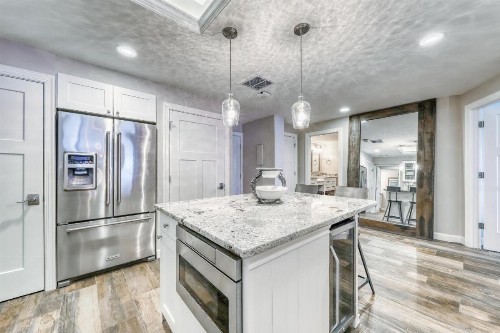 Beachside Tennis Condos - image 6