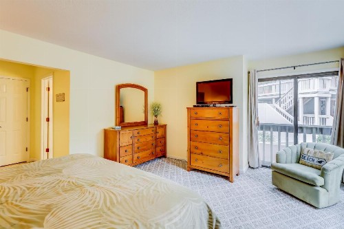 Beachwalk 204 - image 11