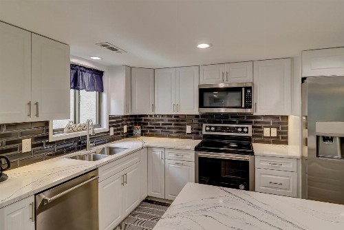 1504 Shipmaster 2 BR Condo Shipyard - image 31