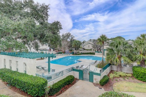 286 Stoney Creek 3 BR condo Sea Pines