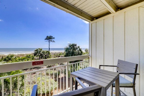 Breakers 215 - image 1