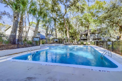 Hickory Cove 18 - image 12