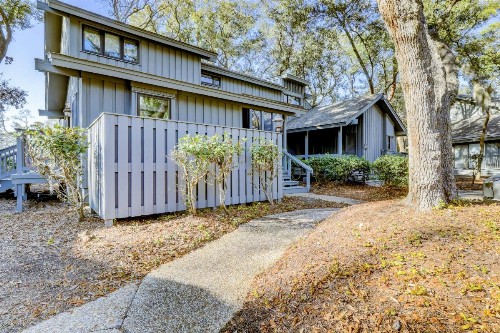 Hickory Cove 18 - image 9