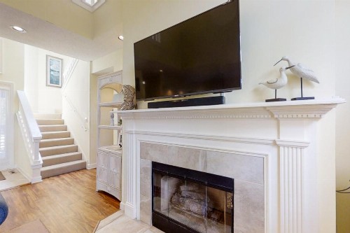 Huntington Condos - image 10