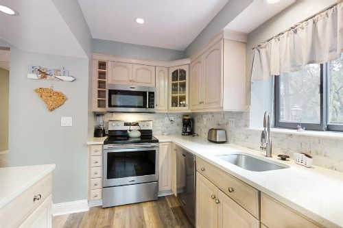 Hickory Cove 8 - image 8