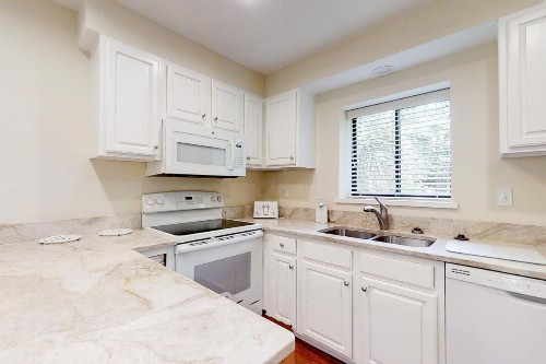 Hickory Cove 39 - image 7