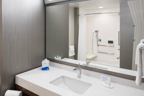 Courtyard by Marriott Hilton Head Island - image 25