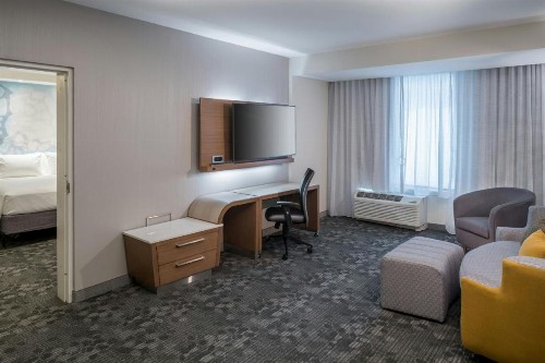 Courtyard by Marriott Hilton Head Island - image 27