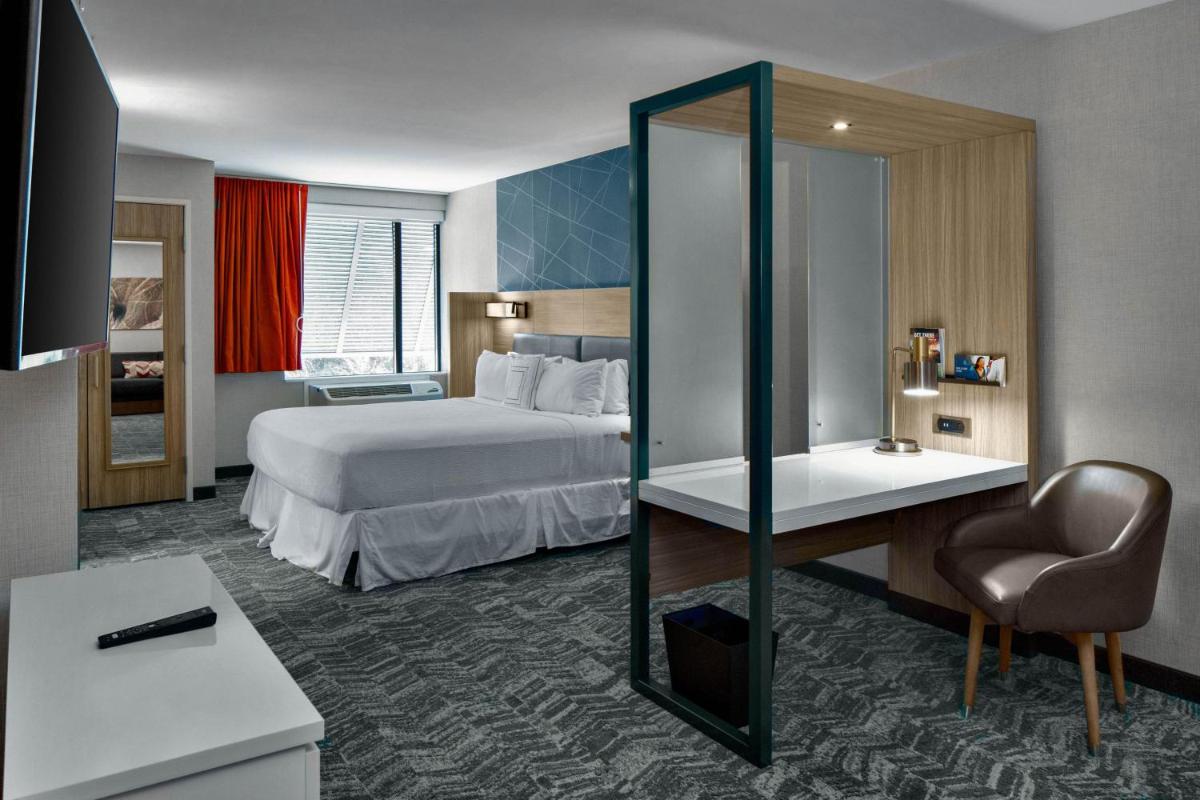 SpringHill Suites by Marriott Hilton Head Island - image 5