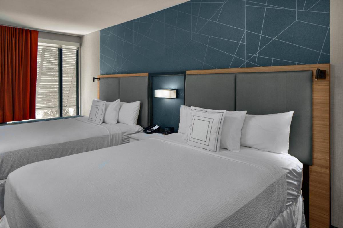 SpringHill Suites by Marriott Hilton Head Island - image 6