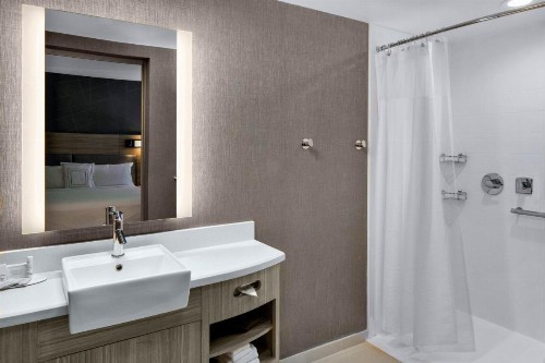 SpringHill Suites by Marriott Hilton Head Island - image 8