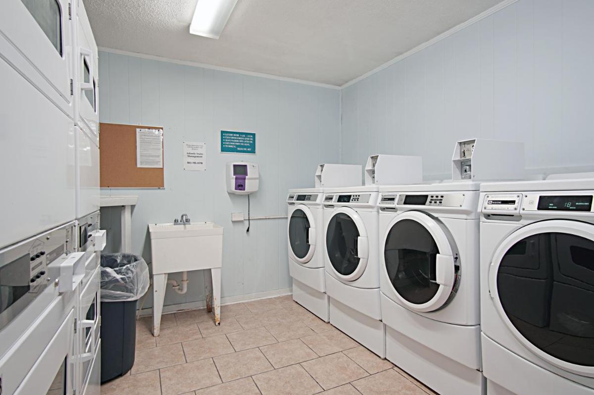 First-Floor Condo - Steps to Beach Coligny Plaza! - image 4