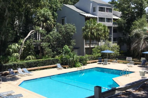 7108TREE condo