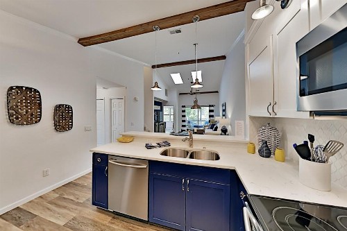 7108TREE condo - image 10