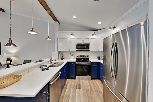 7108TREE condo - image 11