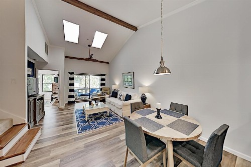 7108TREE condo - image 7
