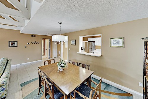 676QUEEN condo