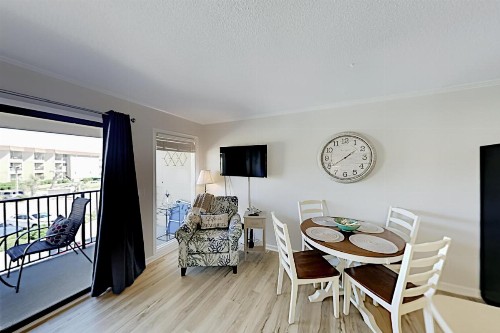 Ocean-View Resort Condo Tennis & Beachfront Pool condo - image 5