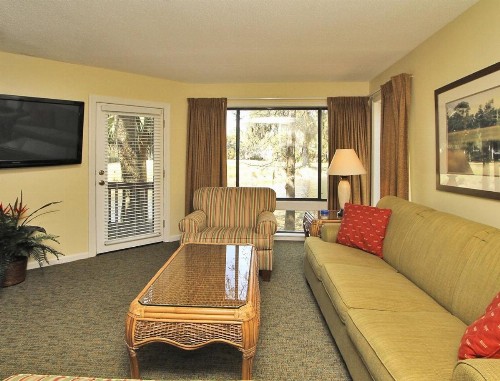Luxurious Villa in the Shipyard Community at Hilton Head -Two Bedroom #1 - image 6