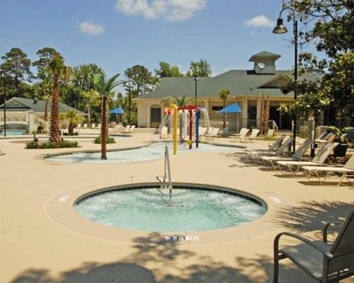 Fully Equipped Tropical Themed Villa in Hilton Head - Three Bedroom #1 - image 7