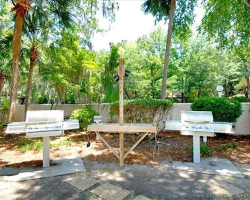 Modest Family Condo at Hilton Head Island - Two Bedroom Condo #1 - image 7