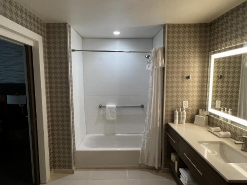Home2 Suites By Hilton Hinesville - image 5