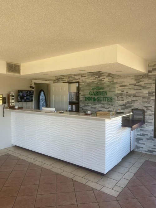 Garden Inn & Suites - image 14