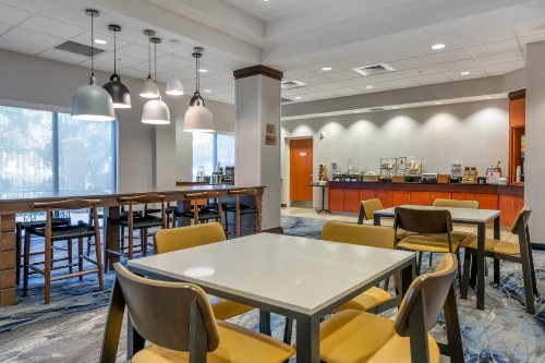 Fairfield Inn and Suites Holiday Tarpon Springs - image 17