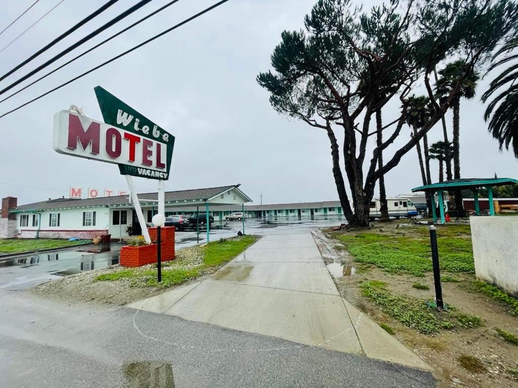 Wiebe Motel - image 2
