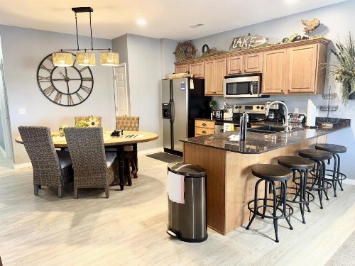 Tina Condo B-5 - image 5