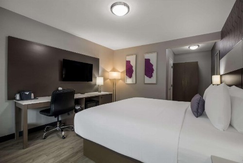 Sunset West Hotel SureStay Collection By Best Western - image 21