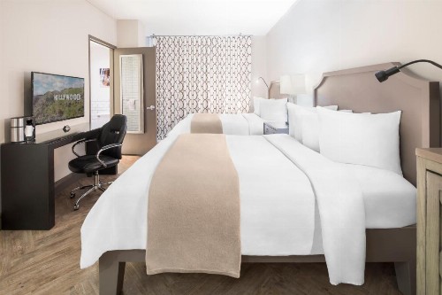 Hollywood Hotel - The Hotel of Hollywood Near Universal Studios