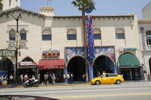 Hollywood Guest Inn - image 44