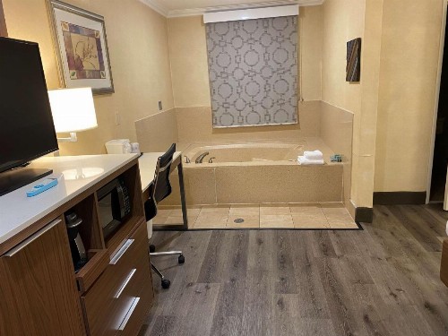 Best Western Hollywood Plaza Inn - Hollywood Walk of Fame Hotel - LA - image 26