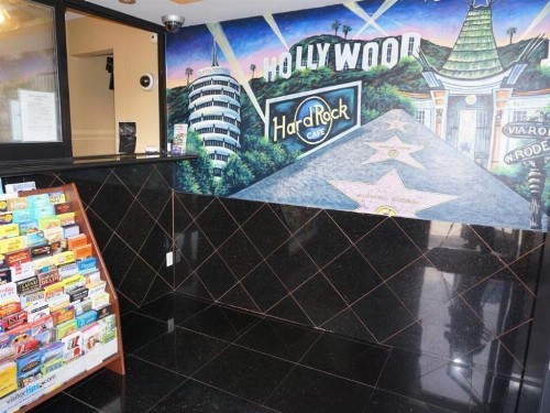 Hollywood Inn Express North - image 7