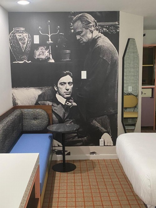 Best Western Plus Hollywood Hills Hotel - image 23