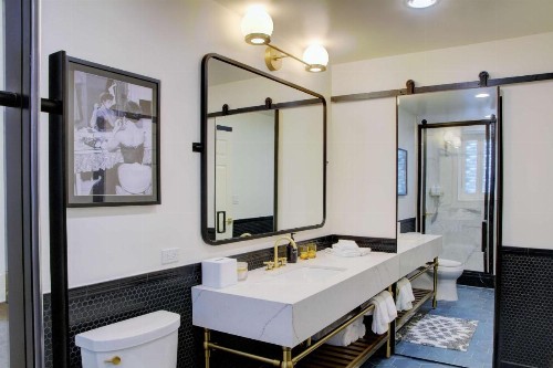 Best Western Plus Hollywood Hills Hotel - image 42