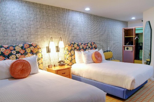 Best Western Plus Hollywood Hills Hotel - image 44