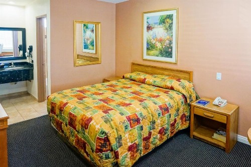 Dunes Inn - Sunset - image 16