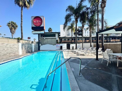 The Dixie Hollywood