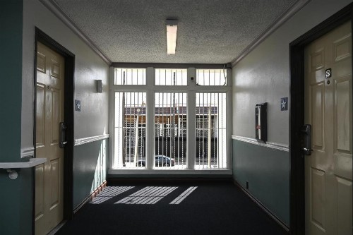 Hollywood Stars Inn - image 15